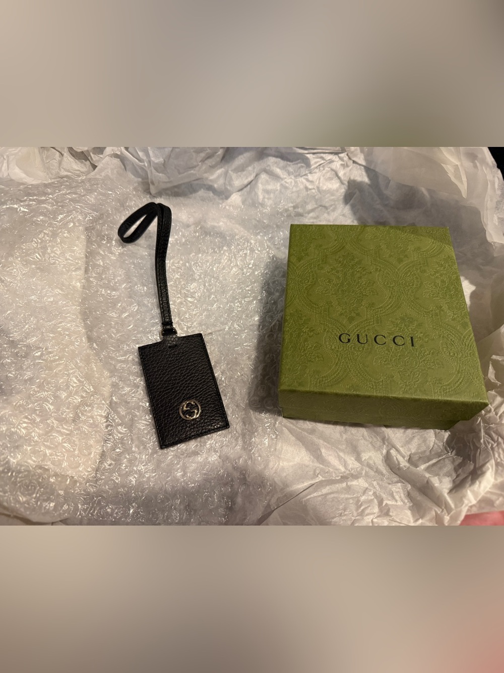 Gucci luggage tag